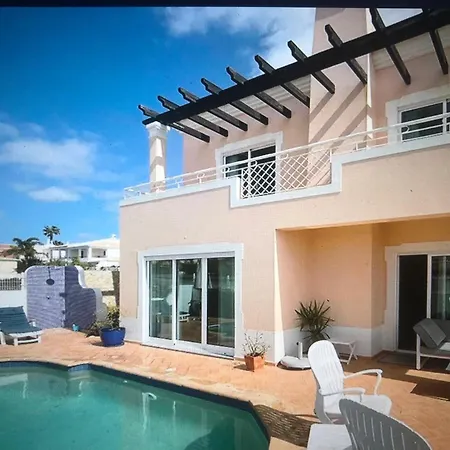 Family 4 Bedroom Villa -Privated Pool *