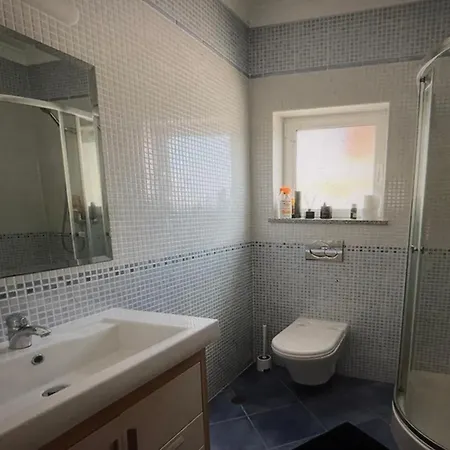 Family 4 Bedroom Villa -Privated Pool * Lagos