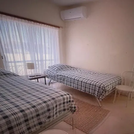 Family 4 Bedroom Villa -Privated Pool * Lagos